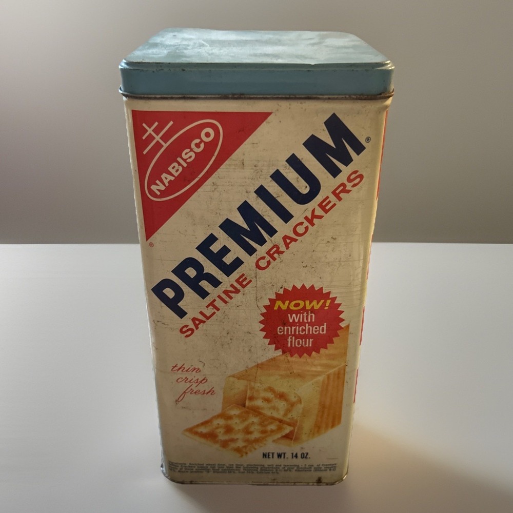 Vintage 1969 Nabisco Premium Saltine Crackers Tin - 14 oz. - 9.5" Made USA